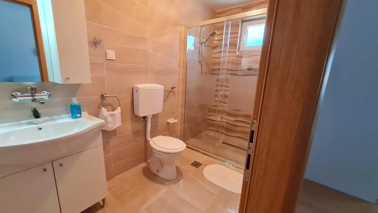 Villa Nagi Debeljak 0*,  Croatia